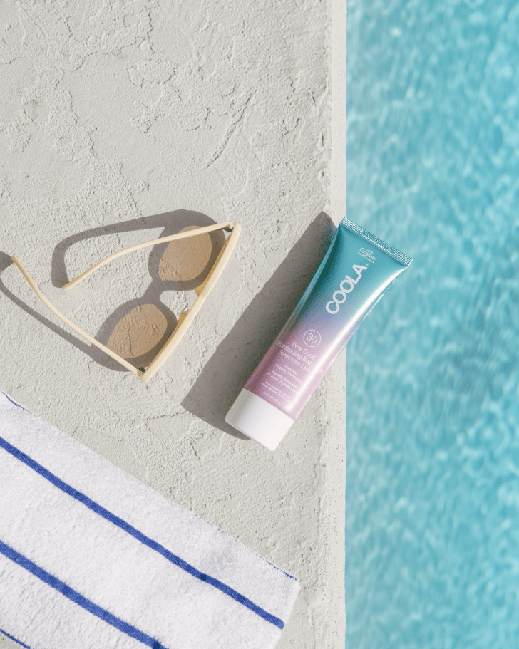 COOLA Sol COOLA Dew Good Illuminating Body Melt Lotion SPF30